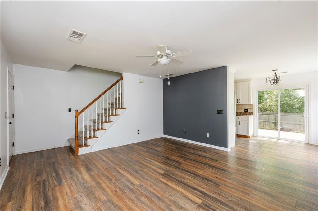3 bedroom, 2 bathroom, 1,800 sq ft single family residence under contract at 147 Richmond Drive, Dawsonville, GA 30534 — photo 9