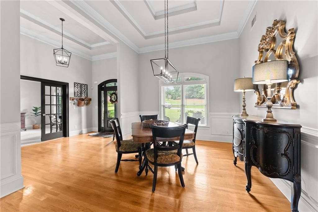 5 bedroom, 4 bathroom, 4,712 sq ft single family residence for sale at 3365 Greenside Court, Dacula, GA 30019 — photo 3