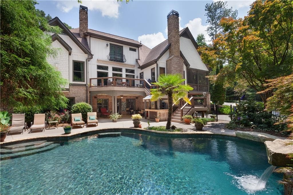 7 bedroom, 7 bathroom, 7,251 sq ft single family residence under contract at 1900 Danforth Pointe Drive, Marietta, GA 30066 — photo 2