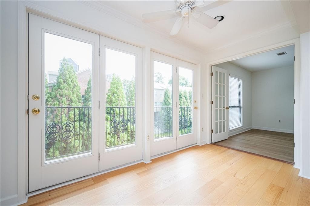 2 bedroom, 2 bathroom, 1,335 sq ft condominium for sale at 3203 Lenox Road 28, Atlanta, GA 30324 — photo 5