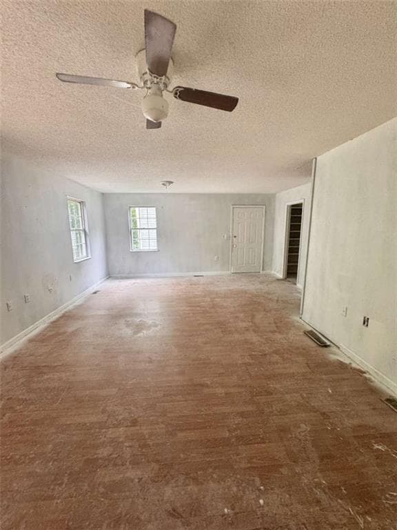 3 bedroom, 2 bathroom, 1,300 sq ft single family residence for sale at 187 Refuge Valley Road, Jasper, GA 30143 — photo 7