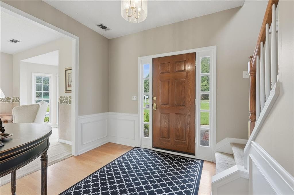 4 bedroom, 3 bathroom, 2,544 sq ft single family residence under contract at 3840 Longlake Drive, Duluth, GA 30097 — photo 4