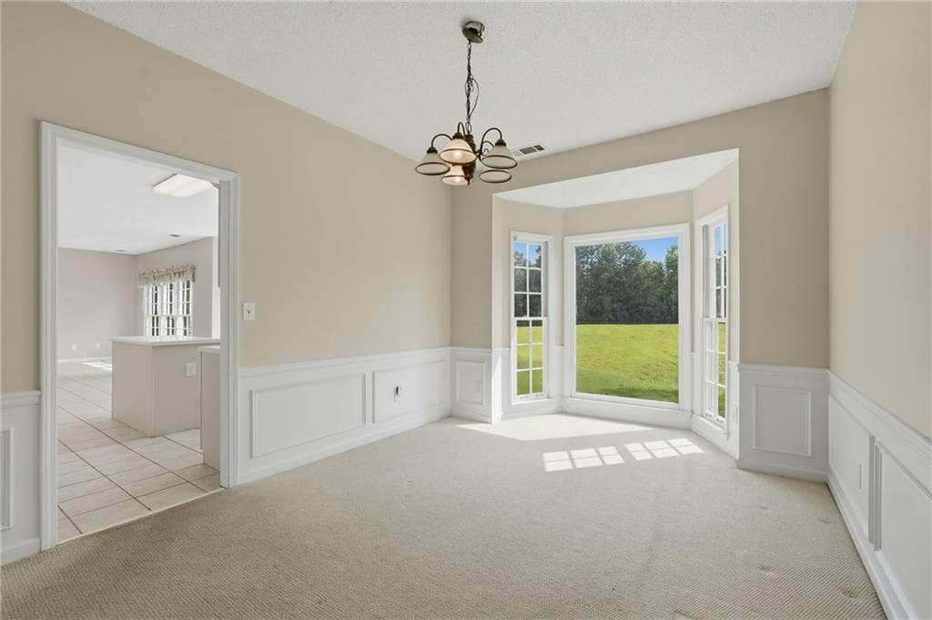4 bedroom, 3 bathroom, 2,544 sq ft single family residence under contract at 3840 Longlake Drive, Duluth, GA 30097 — photo 7