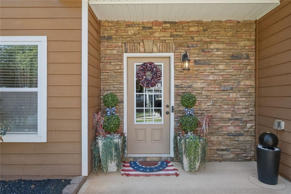 4 bedroom, 3 bathroom, 2,000 sq ft single family residence for sale at 66 Buck Trail, Dallas, GA 30132 — photo 4