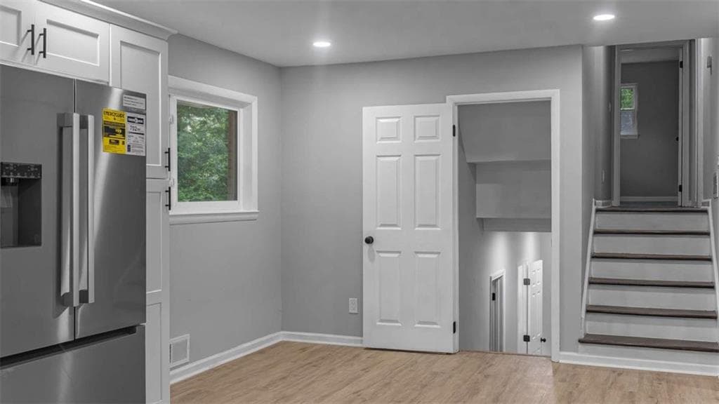 4 bedroom, 3 bathroom, 1,700 sq ft single family residence for sale at 5678 Deerfield Court, South Fulton, GA 30349 — photo 8
