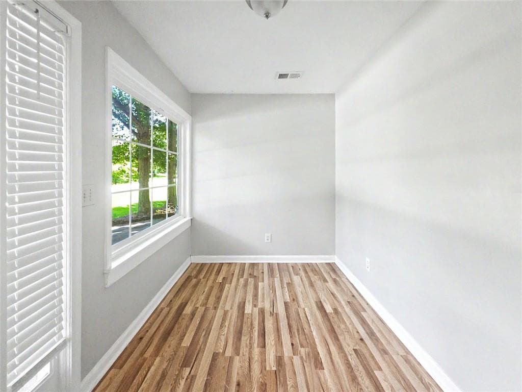 3 bedroom, 2 bathroom, 1,400 sq ft single family residence for sale at 6339B Gaines Ferry Road, Flowery Branch, GA 30542 — photo 7