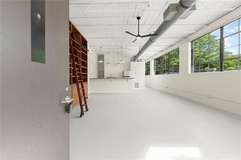 1 bedroom, 1 bathroom, 1,131 sq ft condominium for sale at 830 Dekalb Avenue 1, Atlanta, GA 30307 — photo 3