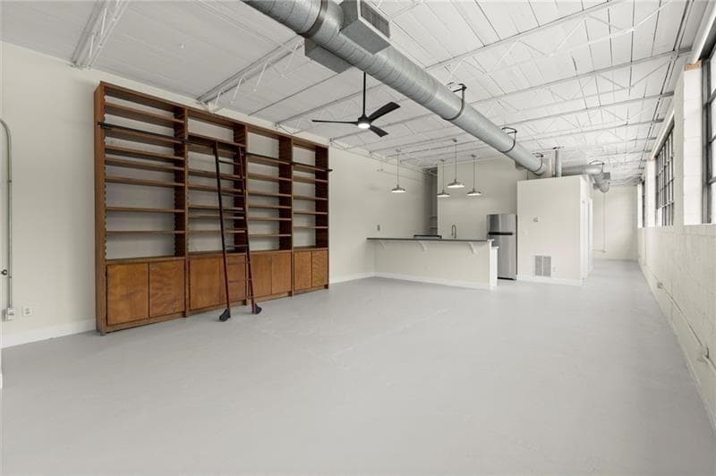 1 bedroom, 1 bathroom, 1,131 sq ft condominium for sale at 830 Dekalb Avenue 1, Atlanta, GA 30307 — photo 4