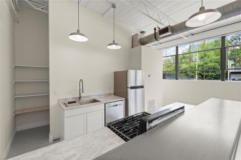 1 bedroom, 1 bathroom, 1,131 sq ft condominium for sale at 830 Dekalb Avenue 1, Atlanta, GA 30307 — photo 7