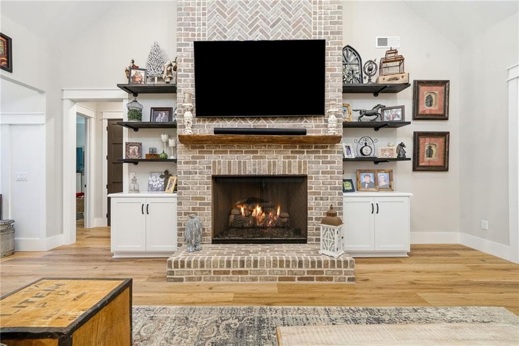 7 bedroom, 7 bathroom, 7,230 sq ft single family residence for sale at 650 Avery Road, Canton, GA 30115 — photo 8