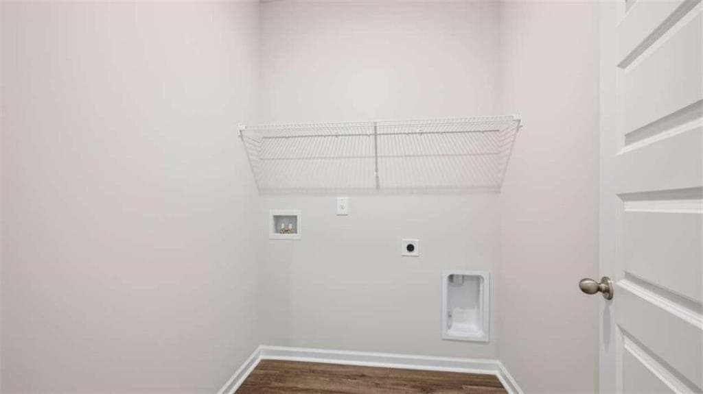 3 bedroom, 2 bathroom, 3,428 sq ft single family residence for sale at 1114 Adirondac Way, Bonaire, GA 31005 — photo 8