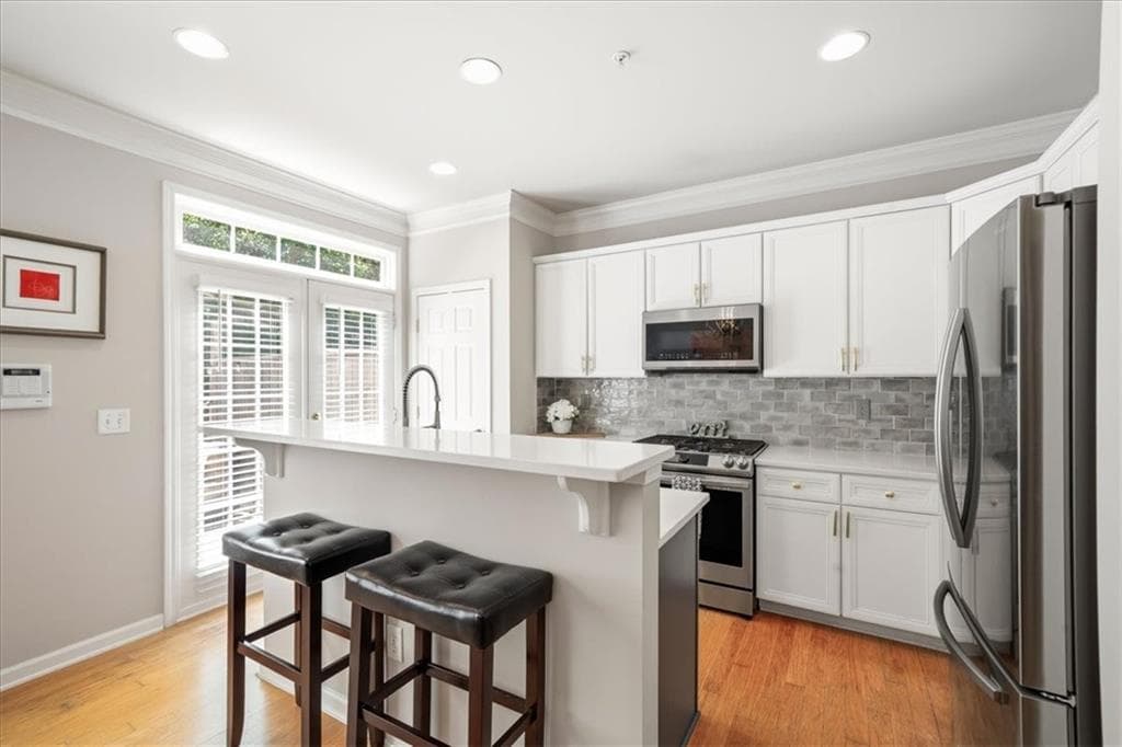 4 bedroom, 3 bathroom, 1,997 sq ft townhouse sold at 1764 Highlands View, Smyrna, GA 30082