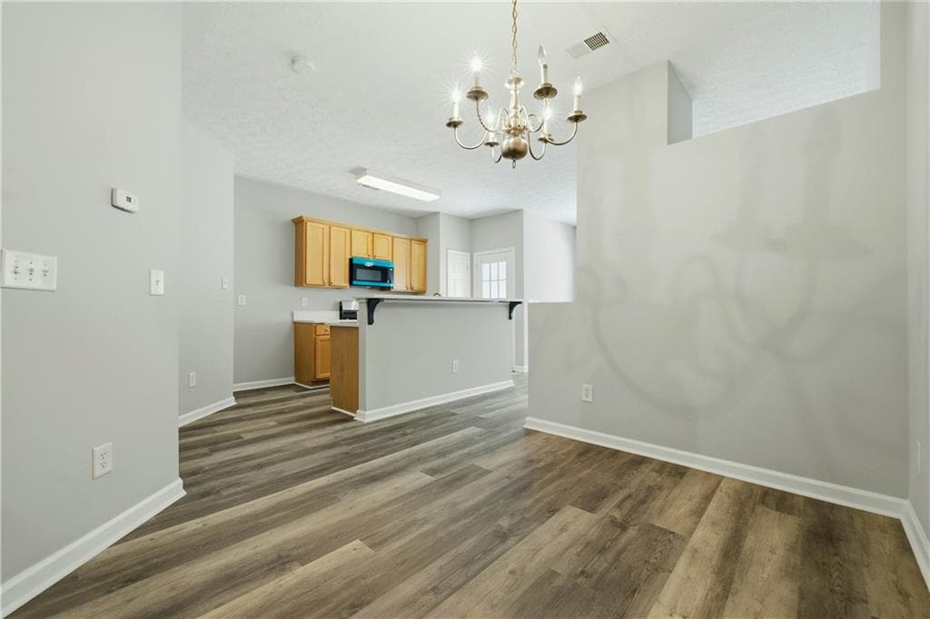 3 bedroom, 3 bathroom, 1,594 sq ft townhouse for sale at 1622 Jackson Way, Atlanta, GA 30318 — photo 4