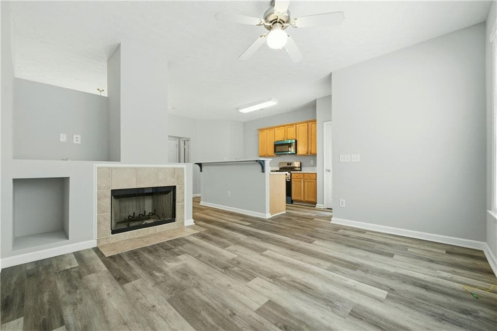 3 bedroom, 3 bathroom, 1,594 sq ft townhouse for sale at 1622 Jackson Way, Atlanta, GA 30318 — photo 10