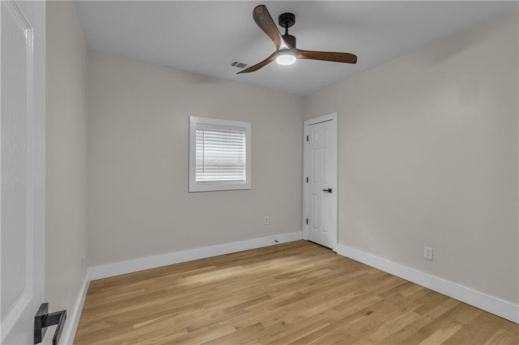 2 bedroom, 2 bathroom, 900 sq ft single family residence for rent at 575 Martin Street, Atlanta, GA 30312 for $2,250 a month — photo 8