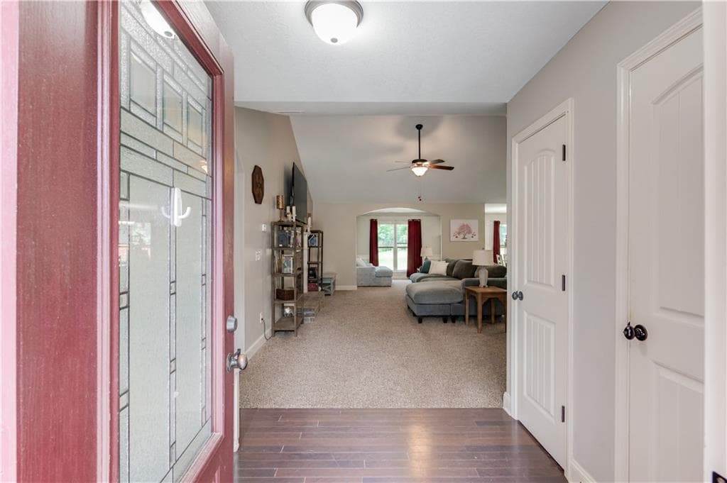 4 bedroom, 3 bathroom, 2,267 sq ft single family residence under contract at 154 Rolling Oaks Lane, Colbert, GA 30628 — photo 3