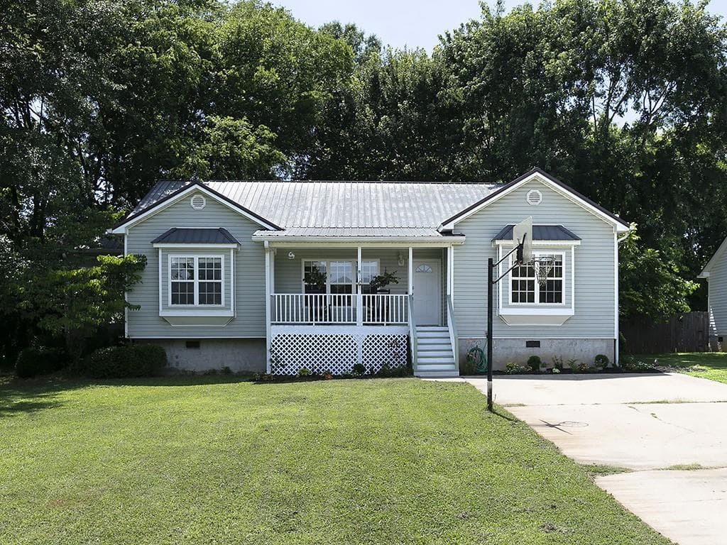 3 bedroom, 2 bathroom, 1,716 sq ft single family residence sold at 6 Magnolia Street, Aragon, GA 30104