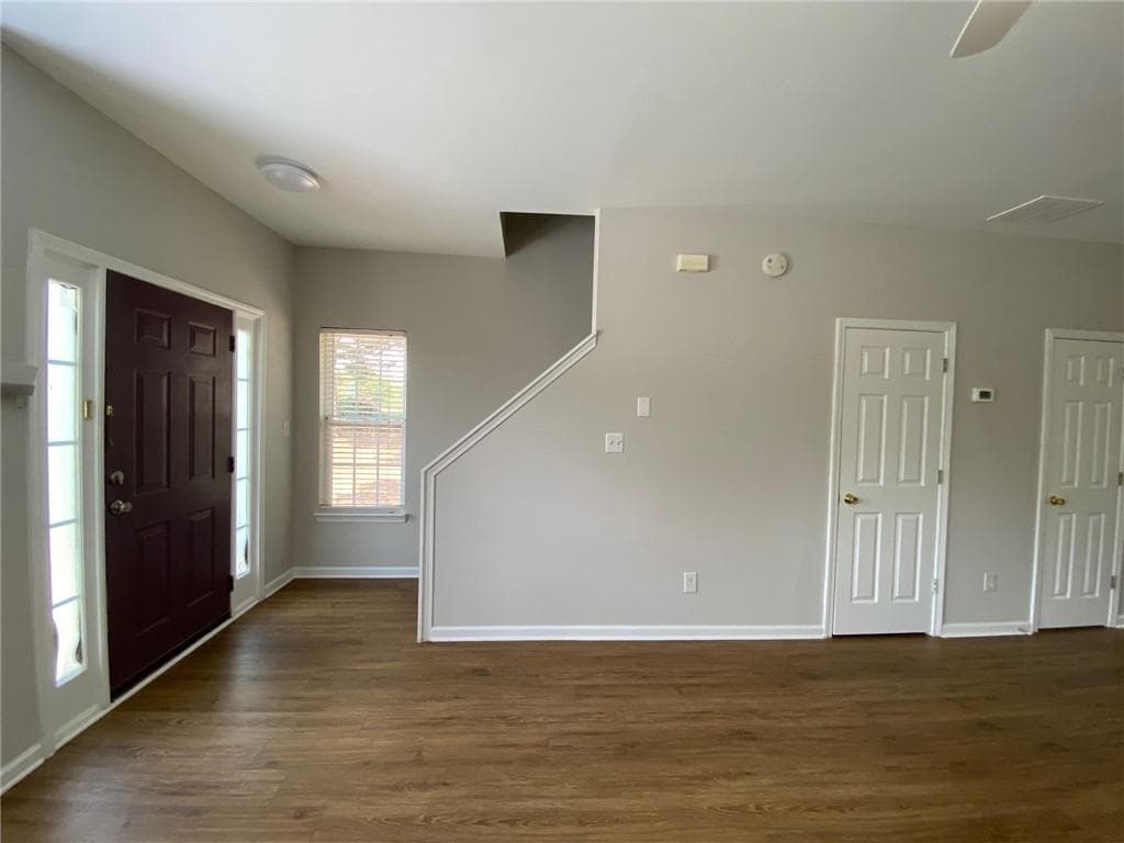2 bedroom, 3 bathroom, 1,498 sq ft townhouse for rent at 677 Kenridge Drive, Suwanee, GA 30024 for $1,850 a month — photo 3