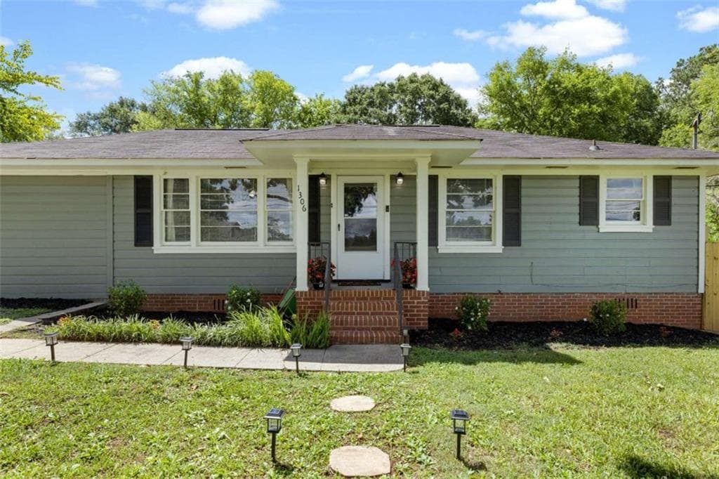 3 bedroom, 1 bathroom, 1,656 sq ft single family residence under contract at 1306 Calhoun Avenue, Rome, GA 30161 — photo 7