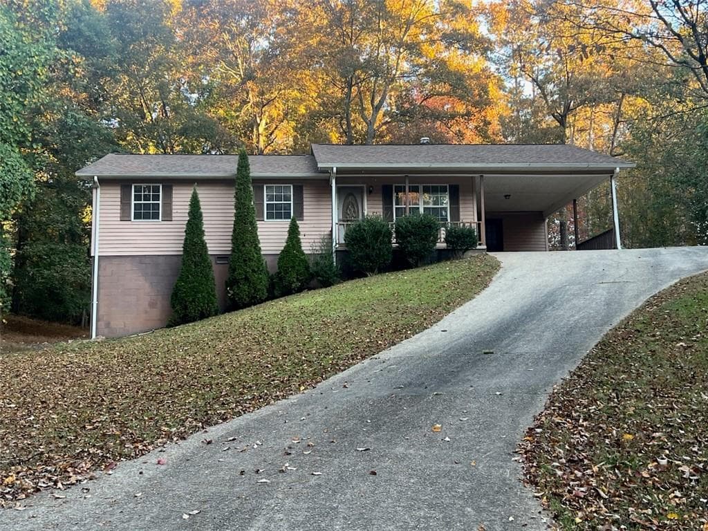3 bedroom, 2 bathroom, 1,274 sq ft single family residence for rent at 3459 Leisure Lane, Gainesville, GA 30506 for $1,725 a month — photo 1 of 10