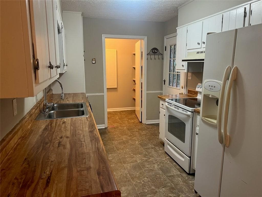 3 bedroom, 2 bathroom, 1,274 sq ft single family residence for rent at 3459 Leisure Lane, Gainesville, GA 30506 for $1,725 a month — photo 4