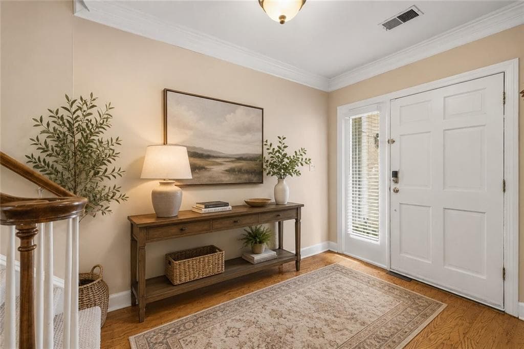 2 bedroom, 3 bathroom, 1,480 sq ft townhouse under contract at 65 Mount Vernon Circle, Sandy Springs, GA 30338 — photo 3