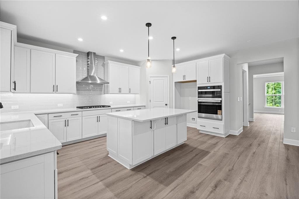5 bedroom, 5 bathroom, 3,554 sq ft single family residence under contract at 5475 Julep Court, Cumming, GA 30028 — photo 5