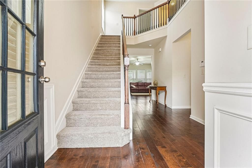 3 bedroom, 3 bathroom, 1,963 sq ft single family residence for sale at 6025 Weddington Drive, Cumming, GA 30040 — photo 4