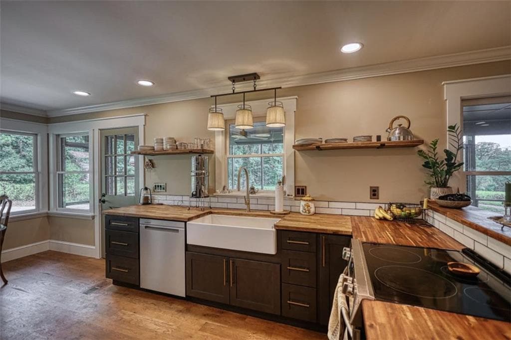 2 bedroom, 2 bathroom, 1,408 sq ft single family residence for sale at 2217 Meadows Road, Newborn, GA 30056 — photo 10