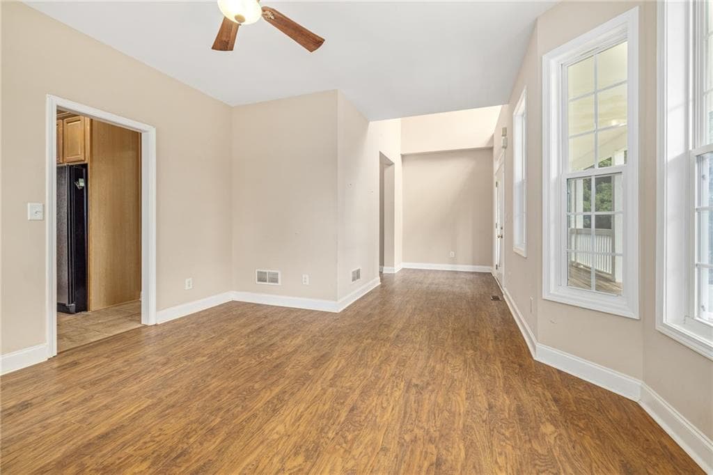 3 bedroom, 4 bathroom, 4,176 sq ft single family residence for sale at 7913 Pea Ridge Road, Lula, GA 30554 — photo 10