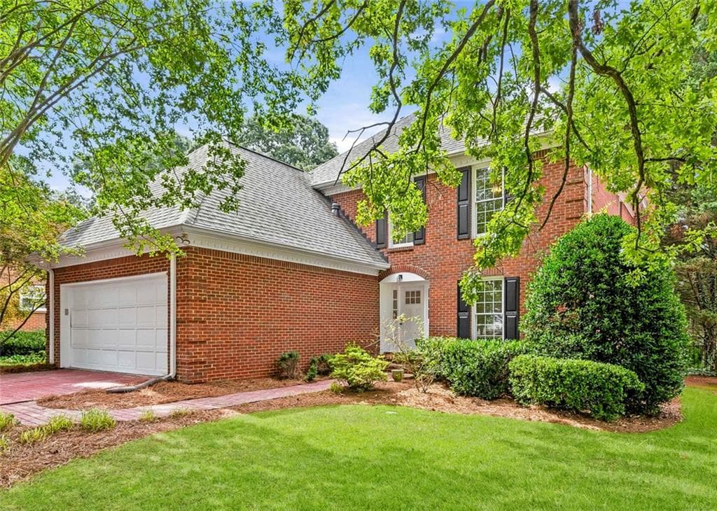 4 bedroom, 3 bathroom, 3,525 sq ft single family residence sold at 579 N Palisades Circle, Marietta, GA 30067
