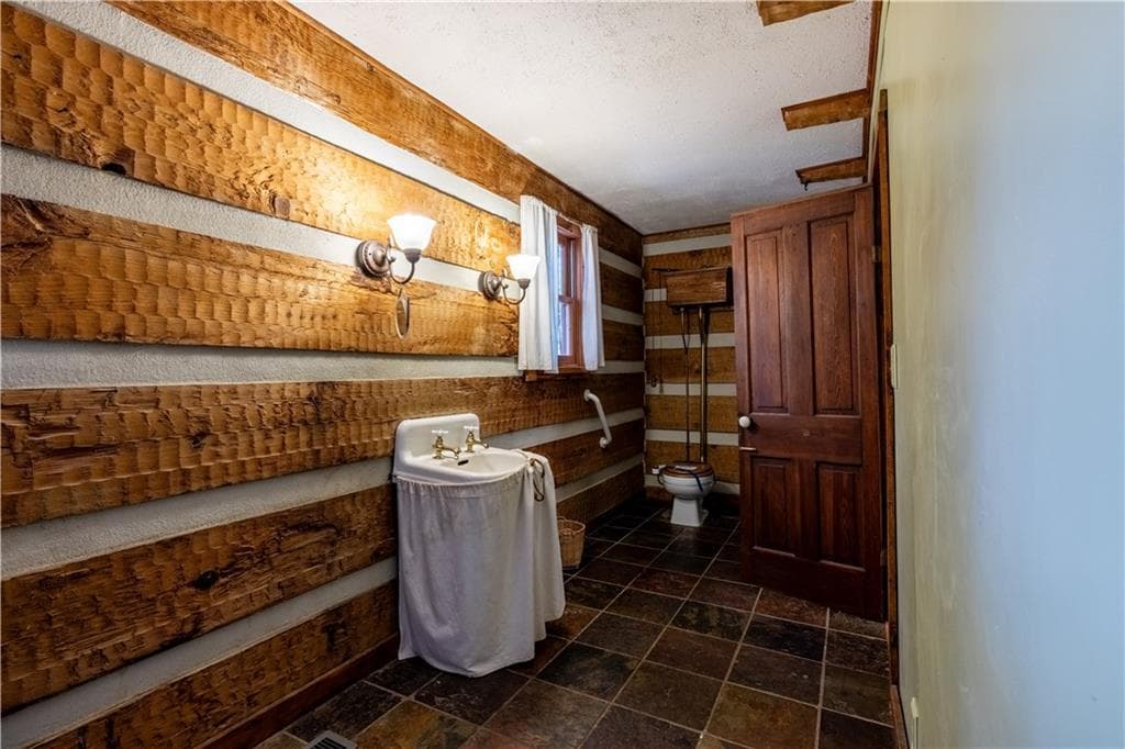 3 bedroom, 2 bathroom other under contract at 432 Melson Road, Cave Spring, GA 30124 — photo 7