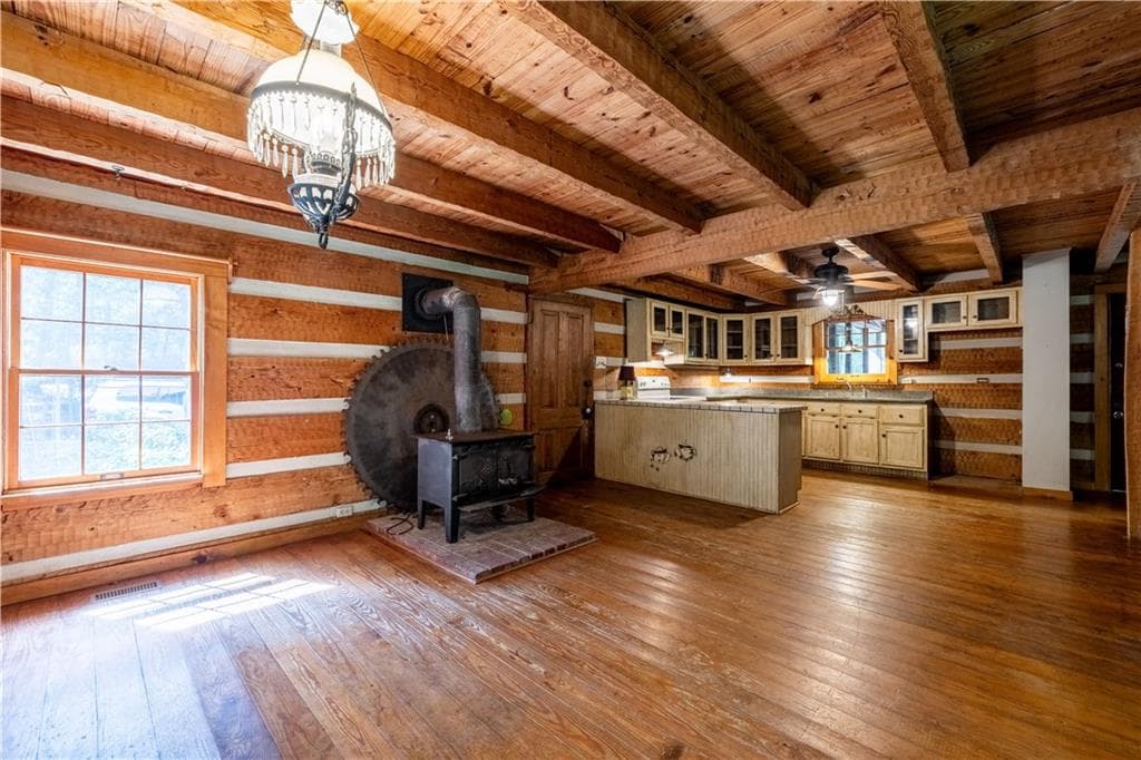 3 bedroom, 2 bathroom other under contract at 432 Melson Road, Cave Spring, GA 30124 — photo 4