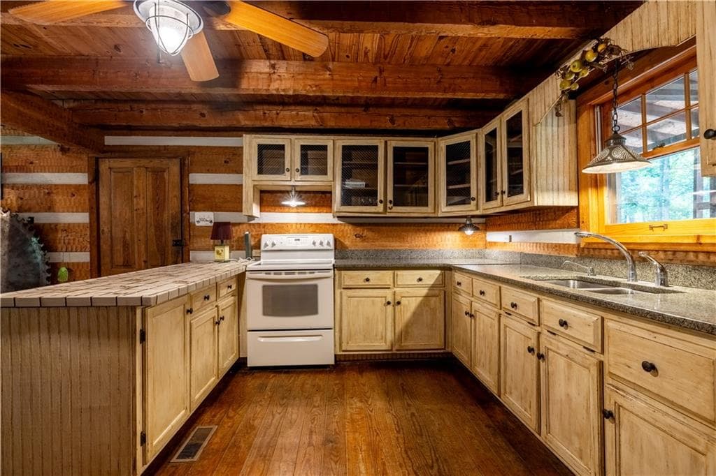 3 bedroom, 2 bathroom other under contract at 432 Melson Road, Cave Spring, GA 30124 — photo 3