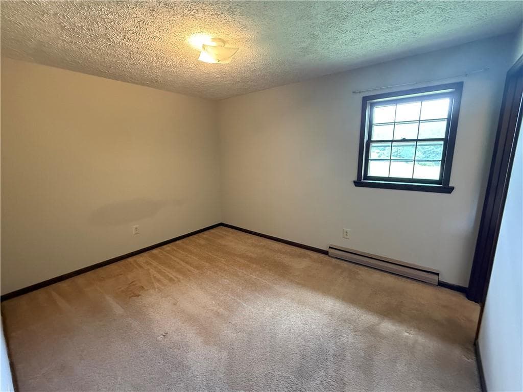 3 bedroom, 2 bathroom single family residence for rent at 109 Broken Arrow, Clarkesville, GA 30523 for $1,600 a month — photo 7