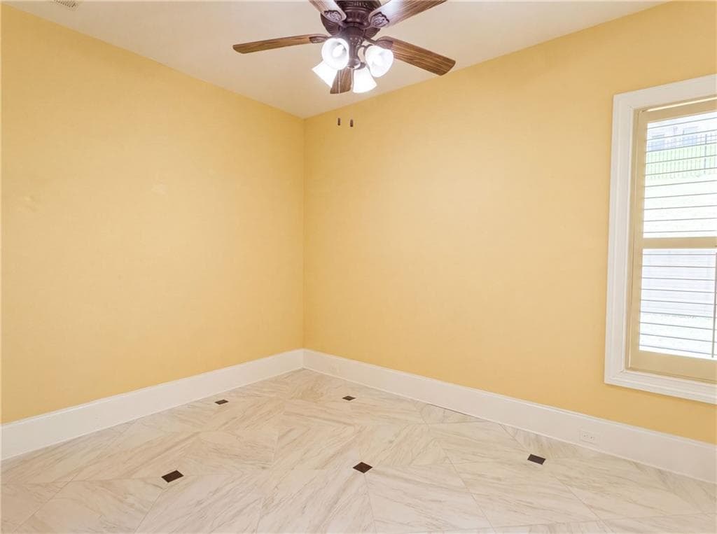 5 bedroom, 4 bathroom, 5,237 sq ft single family residence for sale at 332 Warwick Place, Mcdonough, GA 30253 — photo 4
