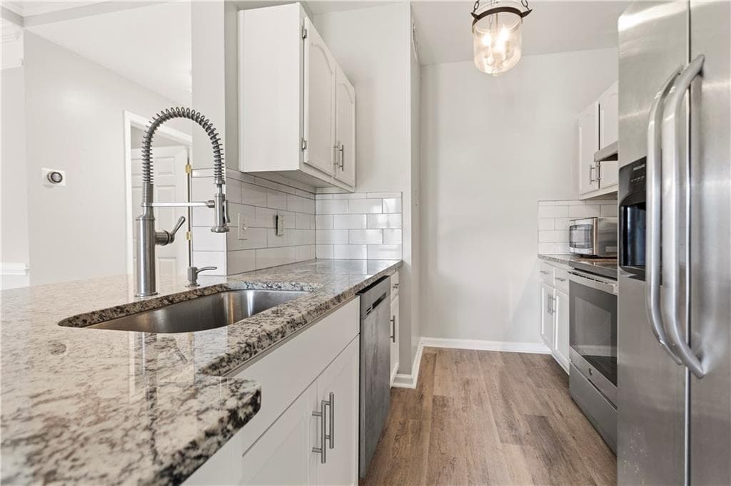 1 bedroom, 1 bathroom, 748 sq ft condominium for rent at 2700 Pine Tree Road 2303, Atlanta, GA 30324 for $1,700 a month — photo 7