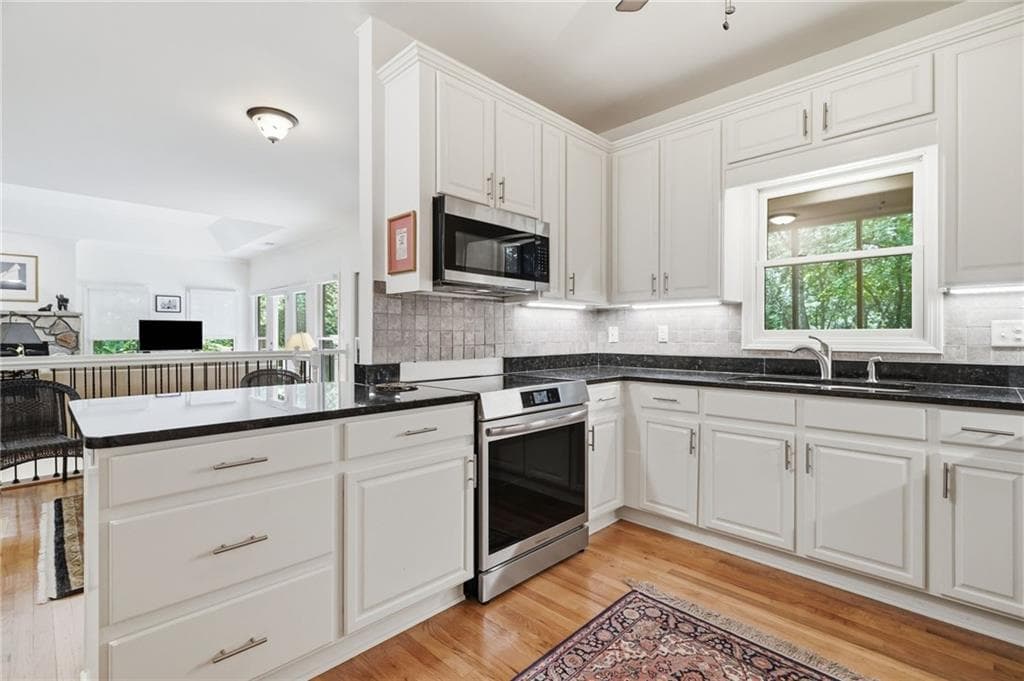 3 bedroom, 3 bathroom, 2,184 sq ft single family residence for sale at 61 Morgan Walk, Big Canoe, GA 30143 — photo 10