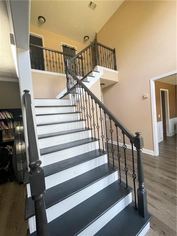 7 bedroom, 4 bathroom, 4,143 sq ft single family residence for sale at 4010 Magnolia Leaf Lane, Suwanee, GA 30024 — photo 10