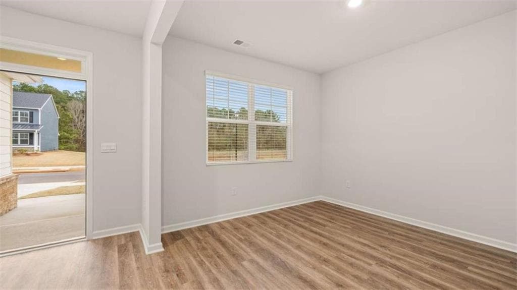5 bedroom, 4 bathroom, 2,721 sq ft single family residence for sale at 2171 Edgecombe Lane, Dacula, GA 30019 — photo 2