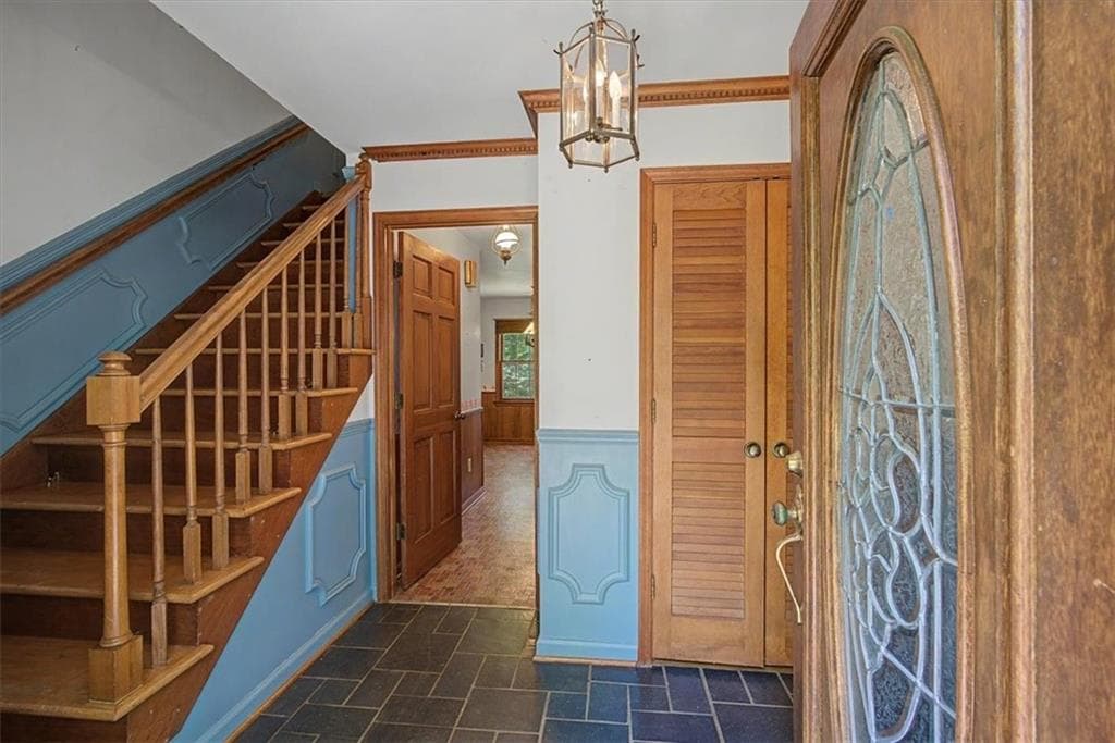 4 bedroom, 3 bathroom, 3,190 sq ft single family residence for sale at 483 Summit Ridge Drive, Lawrenceville, GA 30046 — photo 5