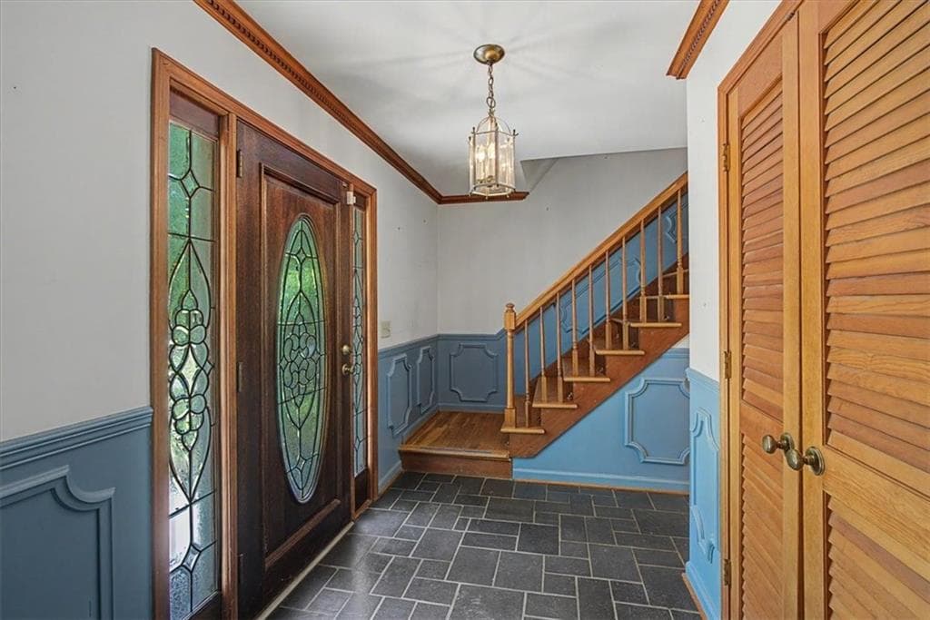 4 bedroom, 3 bathroom, 3,190 sq ft single family residence for sale at 483 Summit Ridge Drive, Lawrenceville, GA 30046 — photo 6