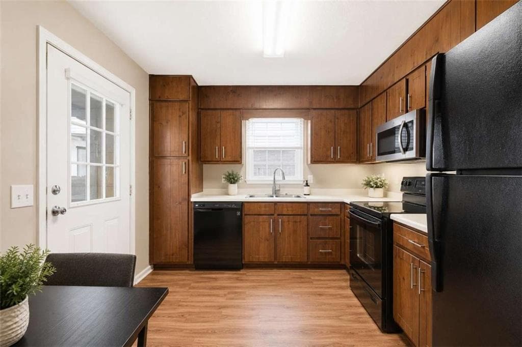4 bedroom, 2 bathroom, 1,834 sq ft single family residence for sale at 224 C Hennon Drive, Rome, GA 30165 — photo 5