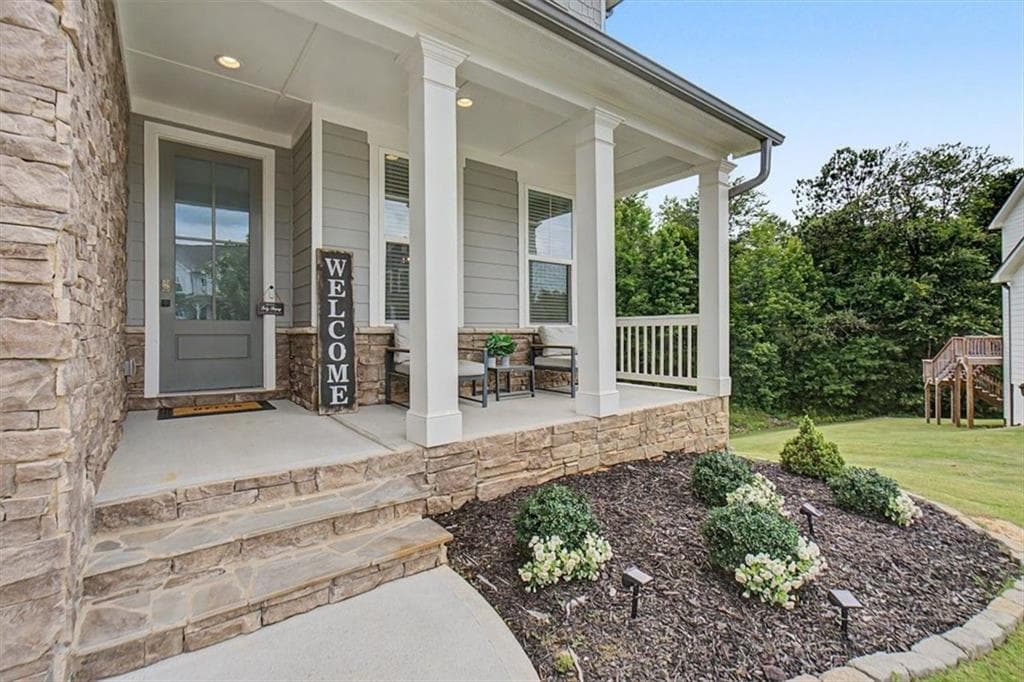 4 bedroom, 4 bathroom, 2,599 sq ft single family residence for sale at 139 Rushing View Glen, Dallas, GA 30157 — photo 2