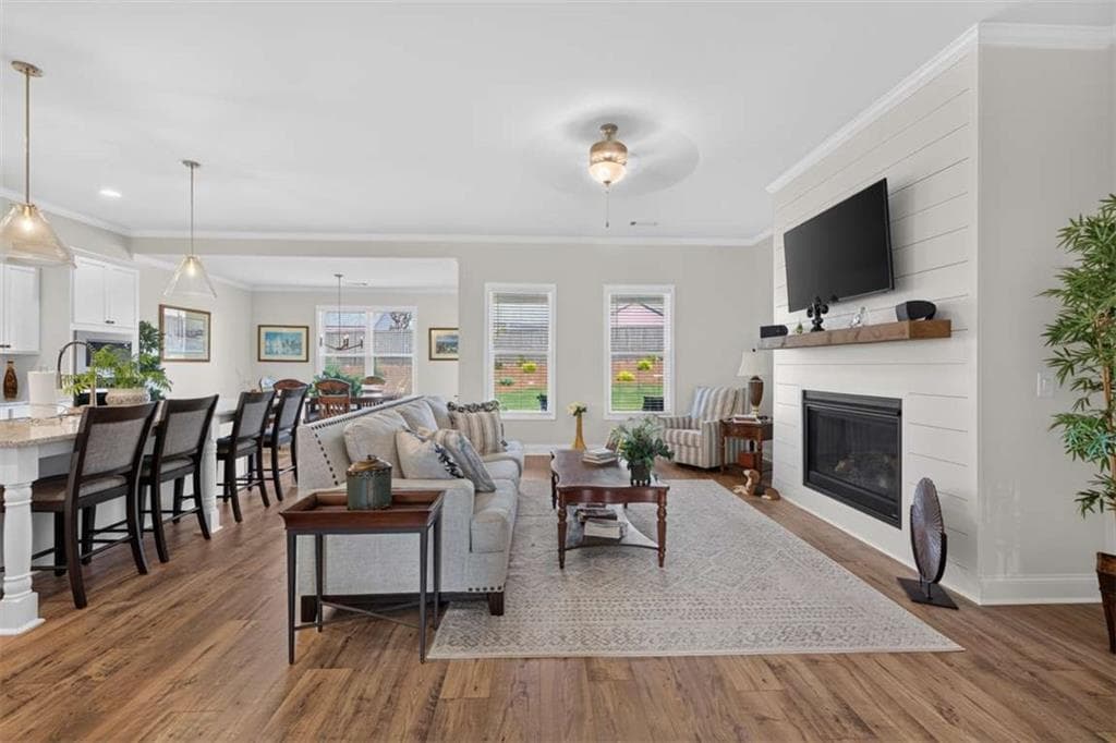 3 bedroom, 2 bathroom, 2,009 sq ft single family residence for sale at 134 Oakdale Road, Jefferson, GA 30549 — photo 4