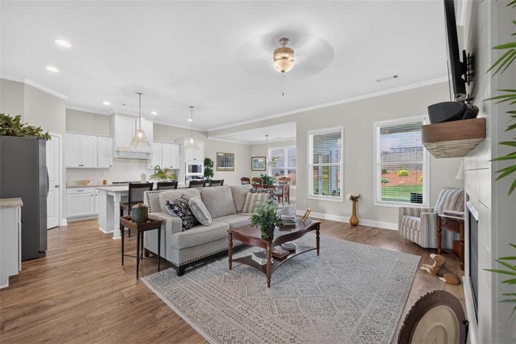 3 bedroom, 2 bathroom, 2,009 sq ft single family residence for sale at 134 Oakdale Road, Jefferson, GA 30549 — photo 5