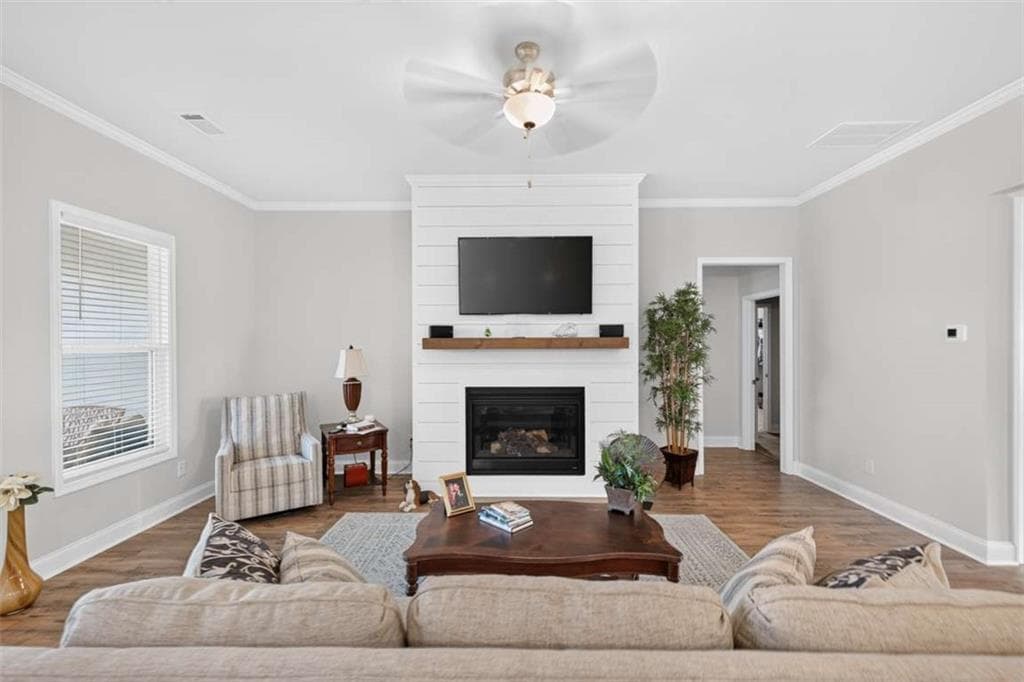 3 bedroom, 2 bathroom, 2,009 sq ft single family residence for sale at 134 Oakdale Road, Jefferson, GA 30549 — photo 9