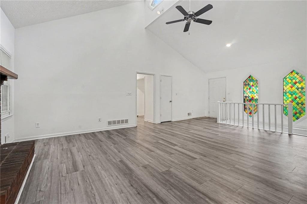 4 bedroom, 3 bathroom, 1,558 sq ft single family residence under contract at 1373 Fairfield Drive, Lilburn, GA 30047 — photo 2