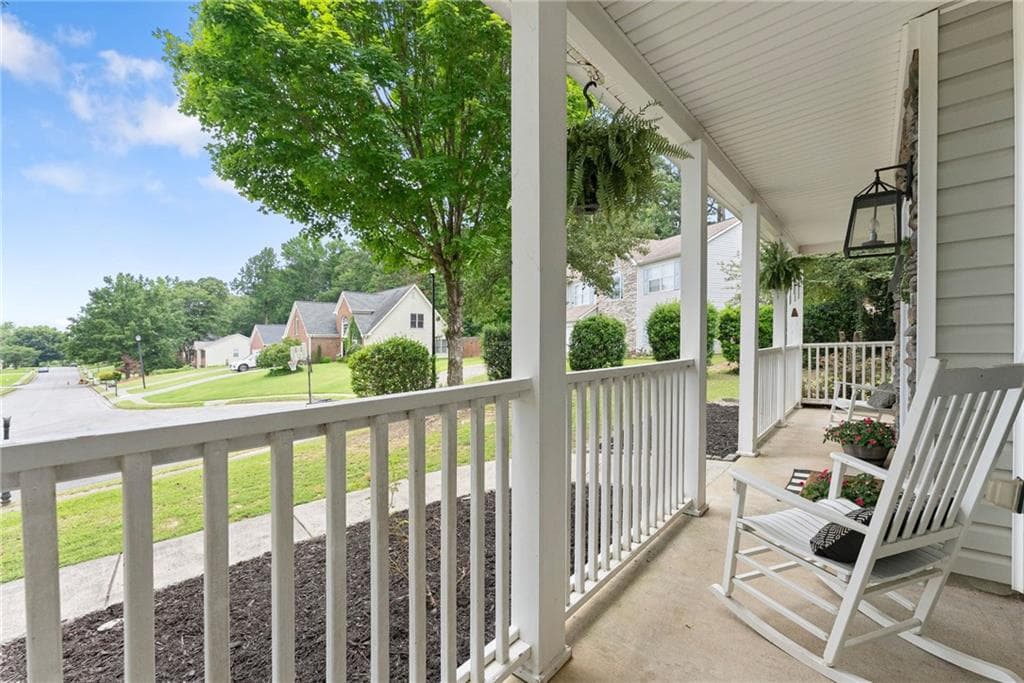 4 bedroom, 3 bathroom, 2,807 sq ft single family residence under contract at 2665 Meridian Drive, Dacula, GA 30019 — photo 2