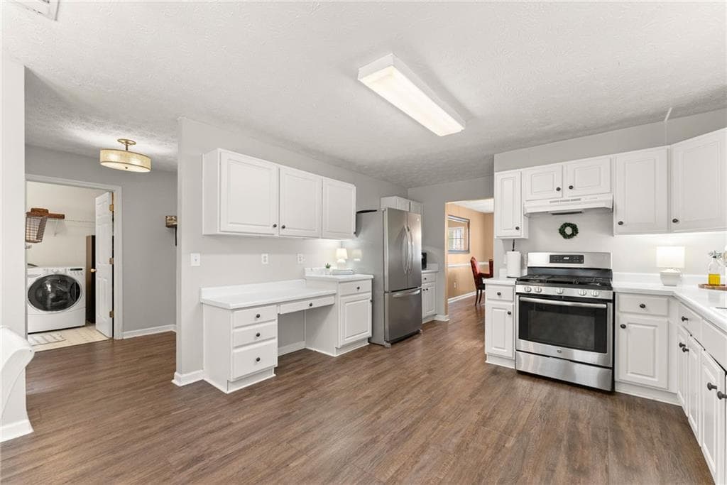 4 bedroom, 3 bathroom, 2,807 sq ft single family residence under contract at 2665 Meridian Drive, Dacula, GA 30019 — photo 6